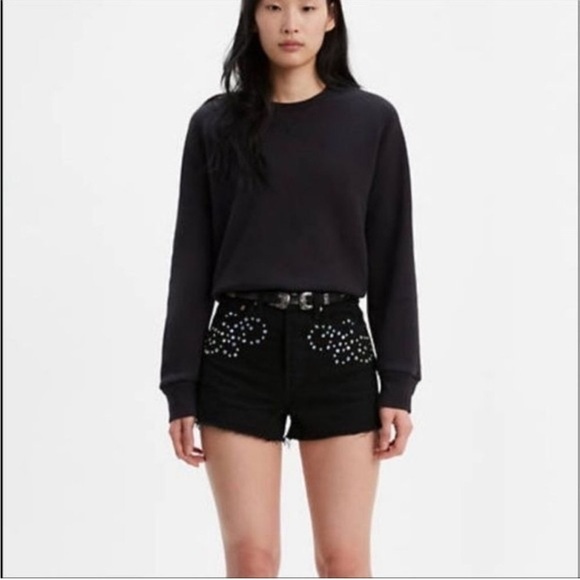 Levi’s Ribcage Shorts - Picture 7 of 10